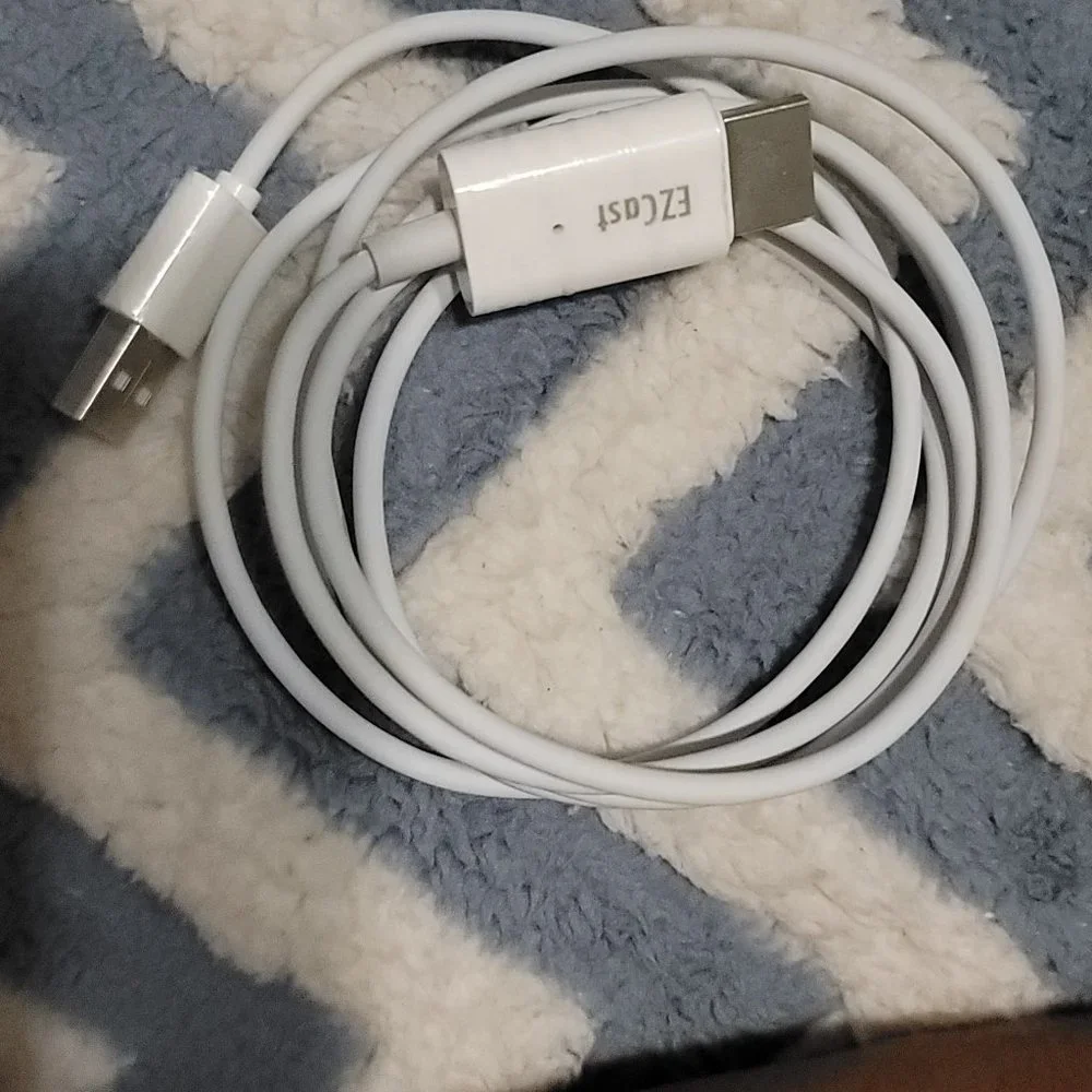 USB to HDMI cable